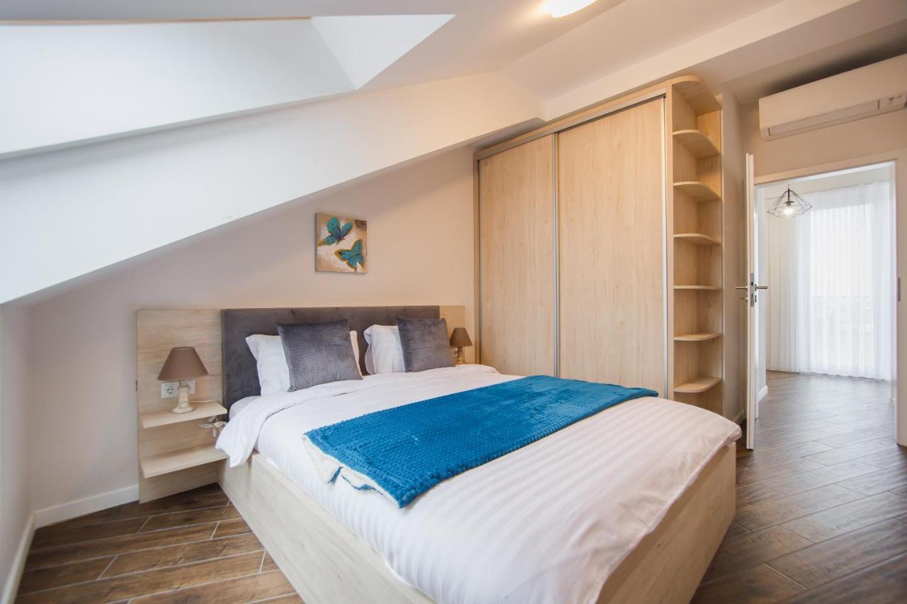 Skylight Loft Near City Center Gran Varadino Esterno foto