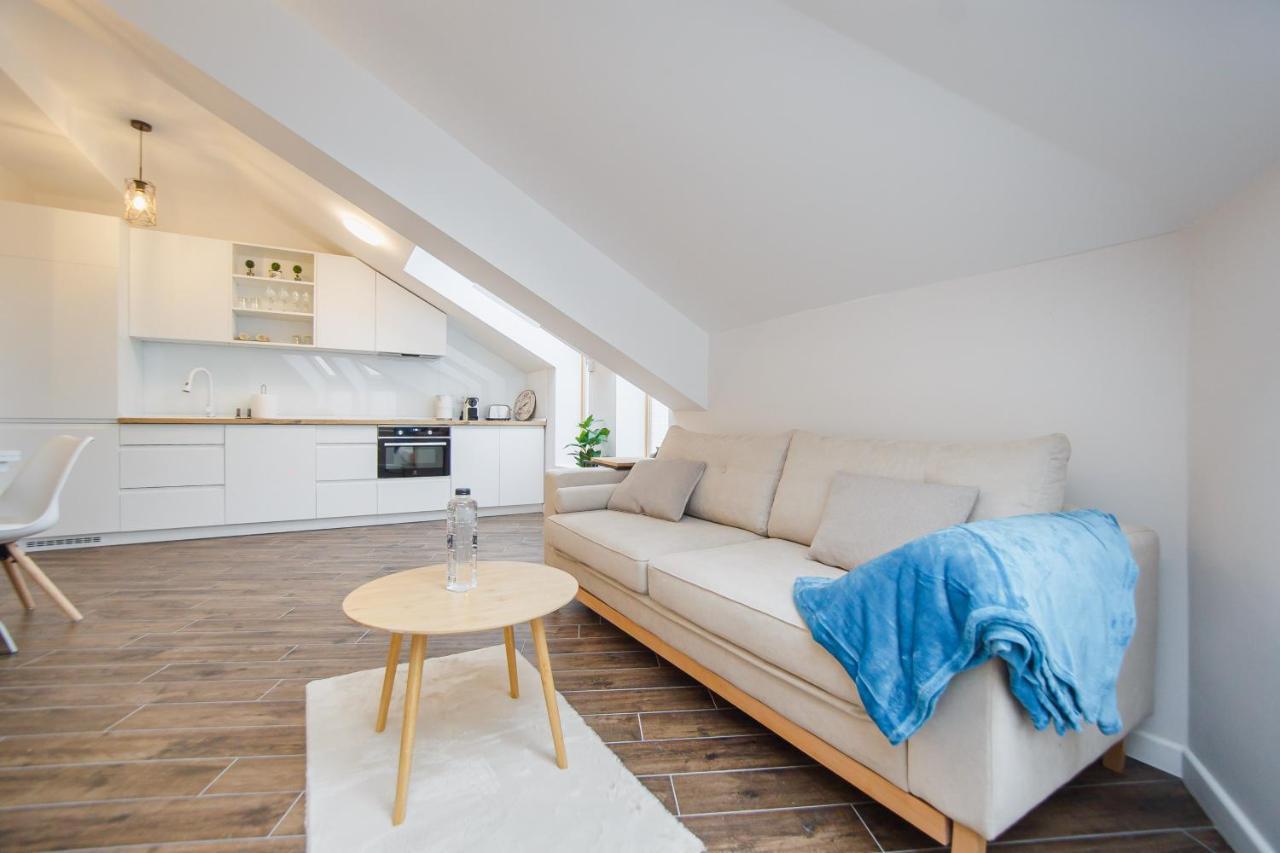 Skylight Loft Near City Center Gran Varadino Esterno foto