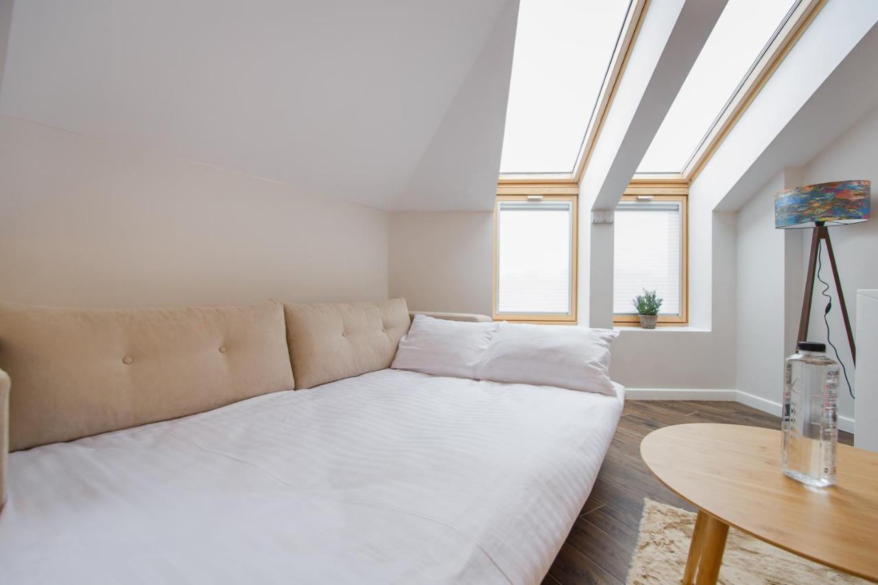 Skylight Loft Near City Center Gran Varadino Esterno foto