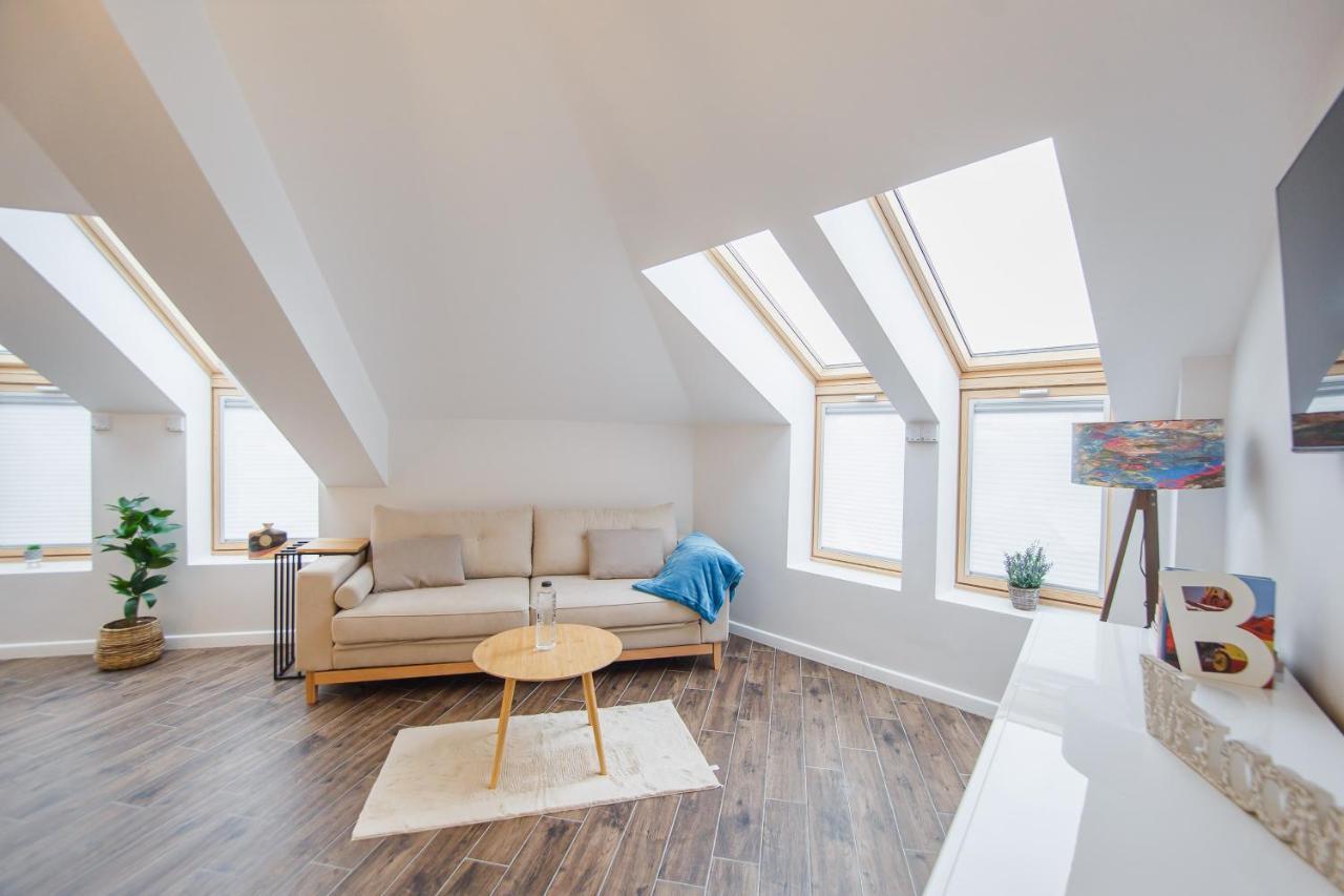 Skylight Loft Near City Center Gran Varadino Esterno foto