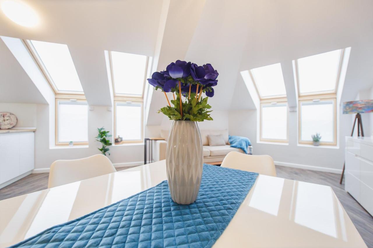 Skylight Loft Near City Center Gran Varadino Esterno foto